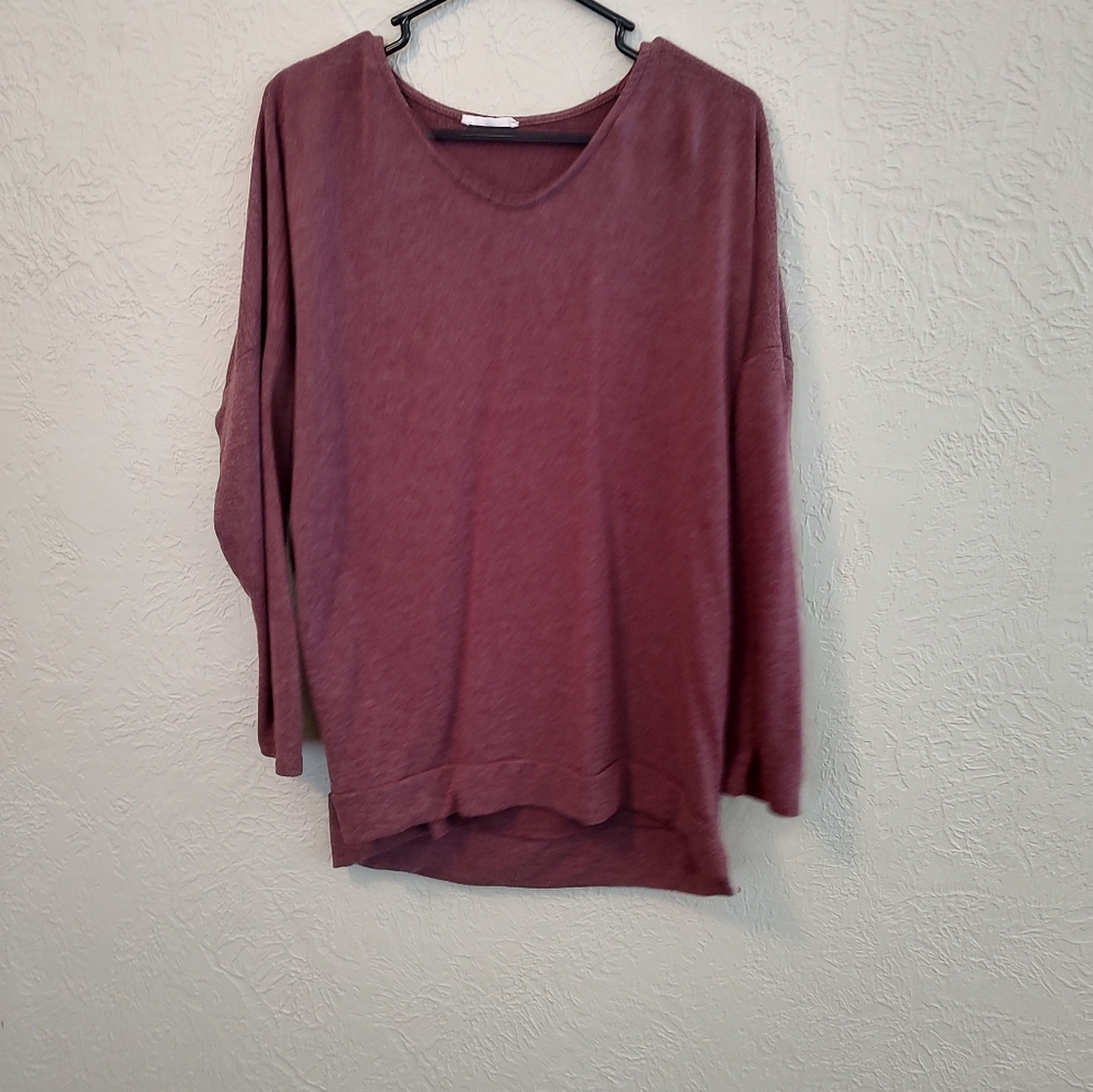 Scoop neck sweater